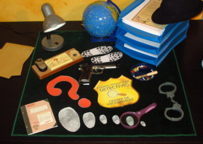 A Treasure Hunt For Kids - Detective Investigation Game - Office