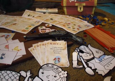 A Treasure Hunt For Kids - Pirate and Mermaid Treasure Hunt - Parchments - 4-5 - 6-7 - 8-10